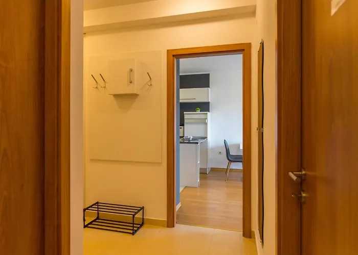 E&t **** Apartman *