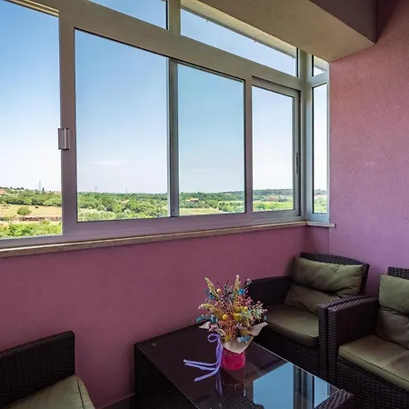 E&t **** Apartment Pula